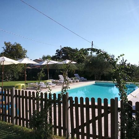 Agriturismo Al Rifugio Divino Belvedere Ostrense エクステリア 写真