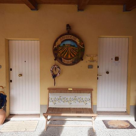 Agriturismo Al Rifugio Divino Belvedere Ostrense エクステリア 写真