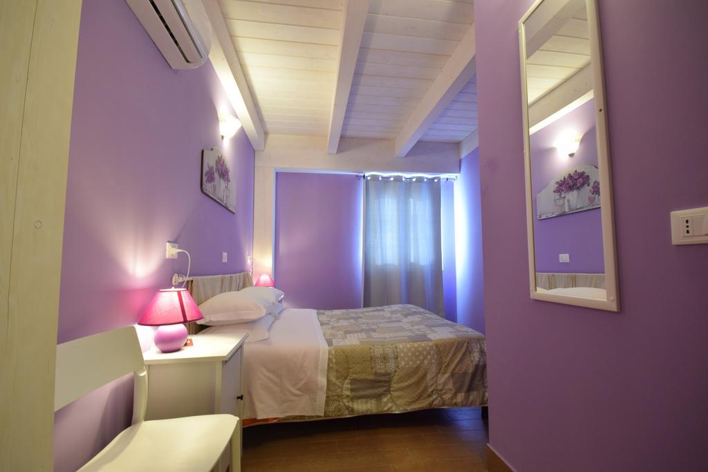 Agriturismo Al Rifugio Divino Belvedere Ostrense エクステリア 写真