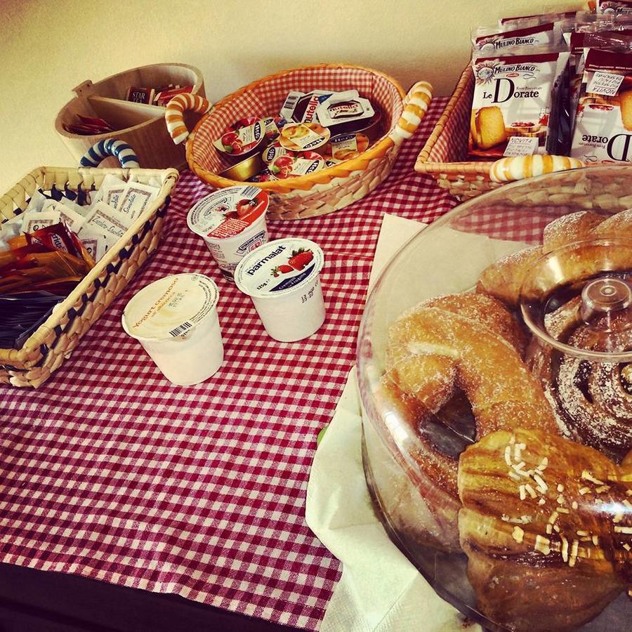 Agriturismo Al Rifugio Divino Belvedere Ostrense エクステリア 写真